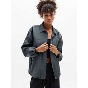 Athleta Lunar Shine Button Down Shirt Small (B160292)